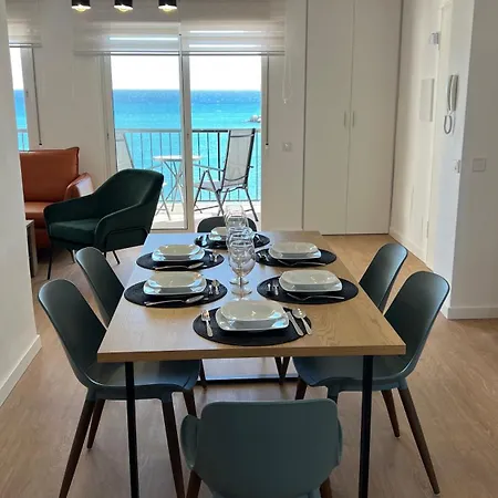 Amazing Beachfront Views - 3 Bedrooms Fuengirola