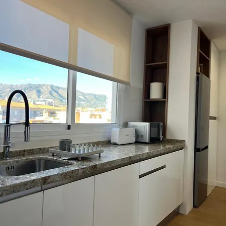 Amazing Beachfront Views - 3 Bedrooms Διαμέρισμα
